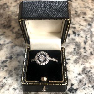 Authentic & retired Pandora sterling sliver ring.